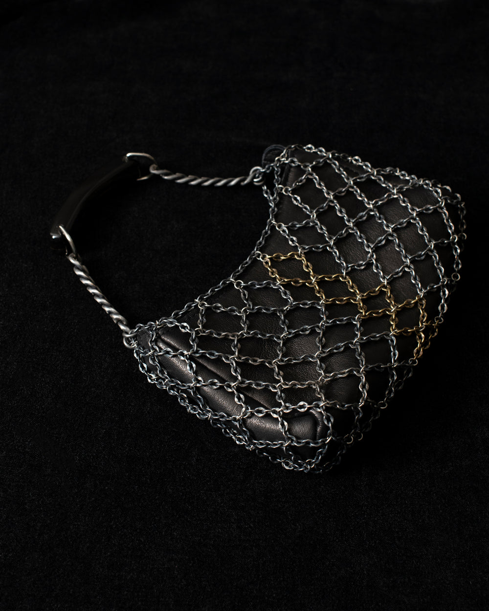 Lea Chain Handbag in Black Leather Silver / Gold Chain