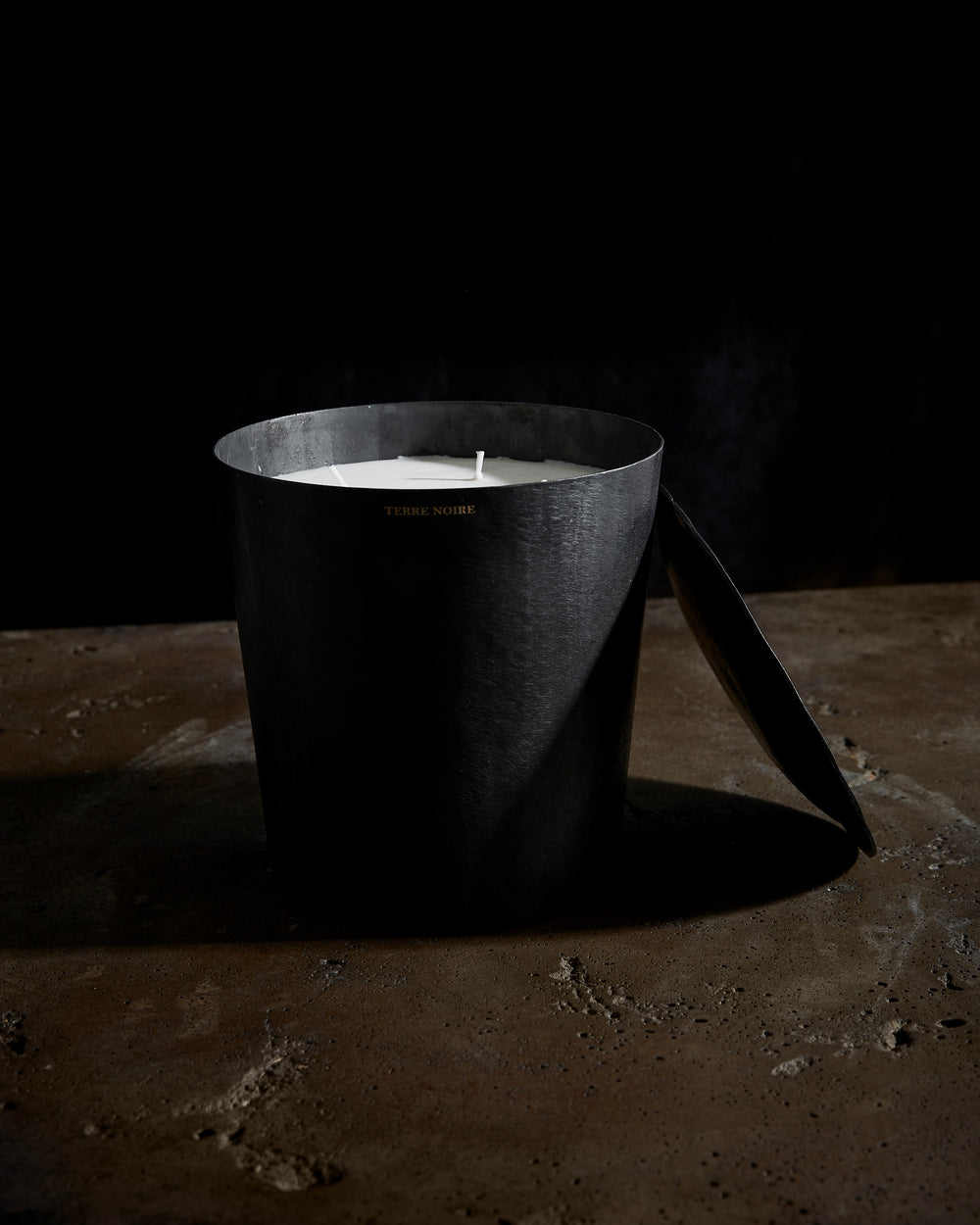 Vestimentale Candle Terre Noire Large (3.5kg)
