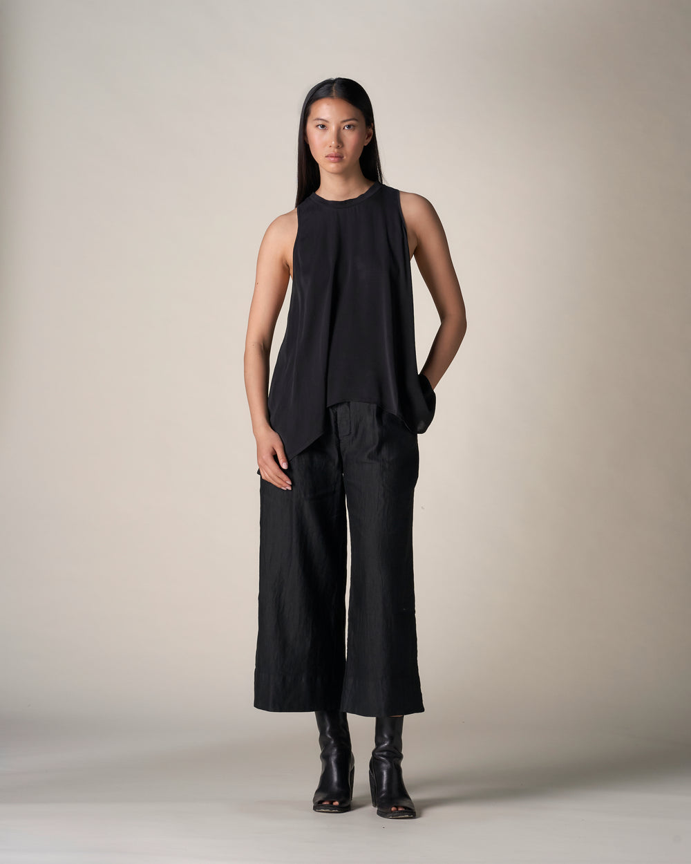 Cropped Tailored Pant Linen / Cotton Black