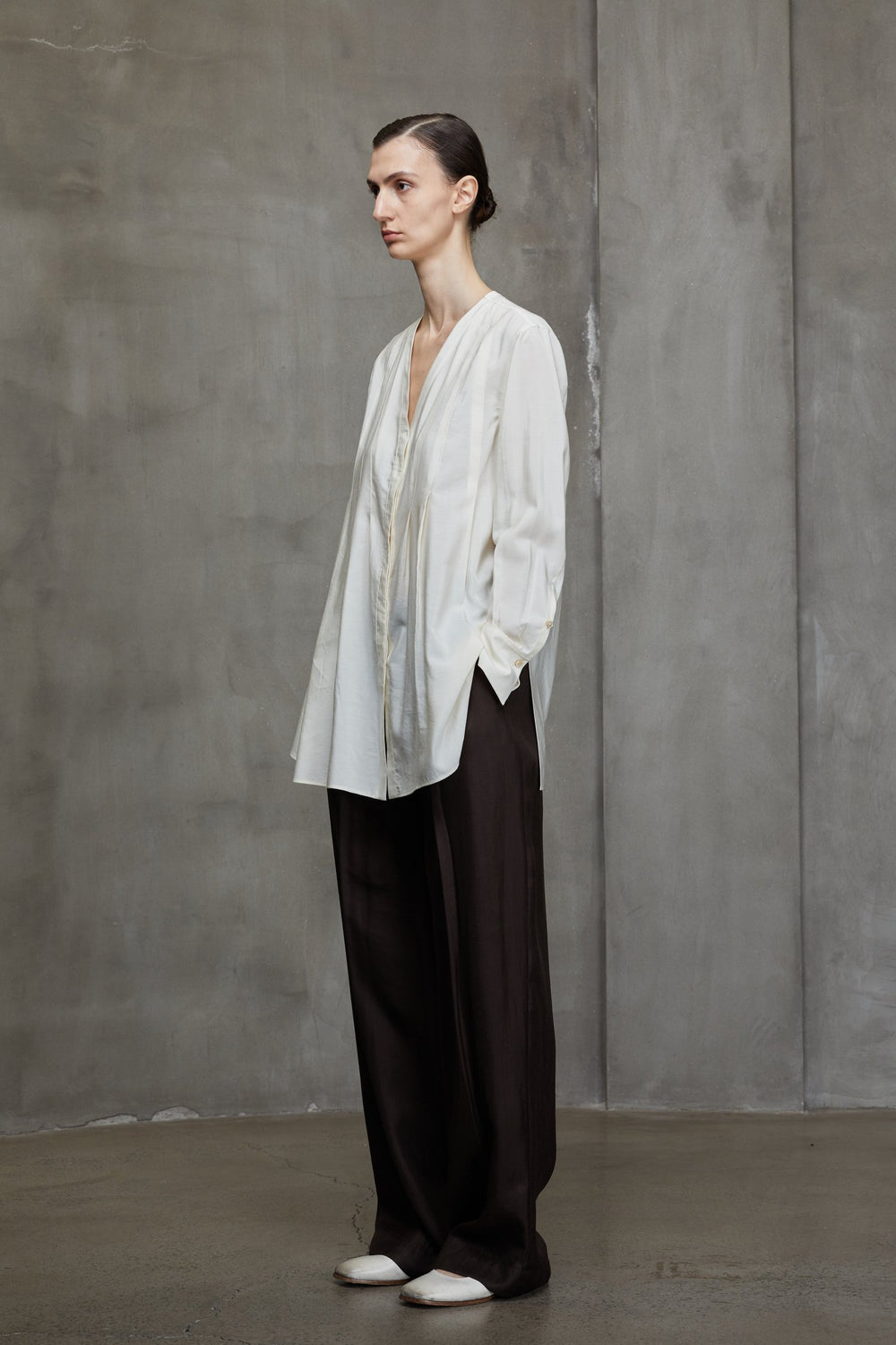 Pleated Long Shirt Antique White