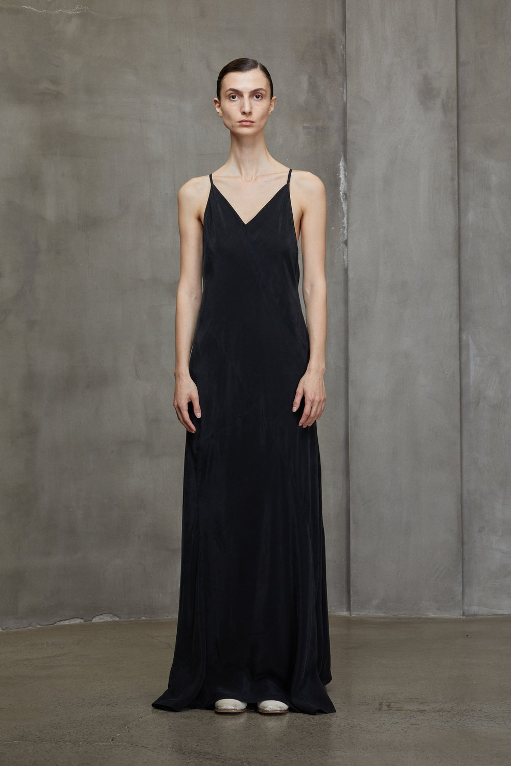 Y Shaped Back Strap Long Dress Black