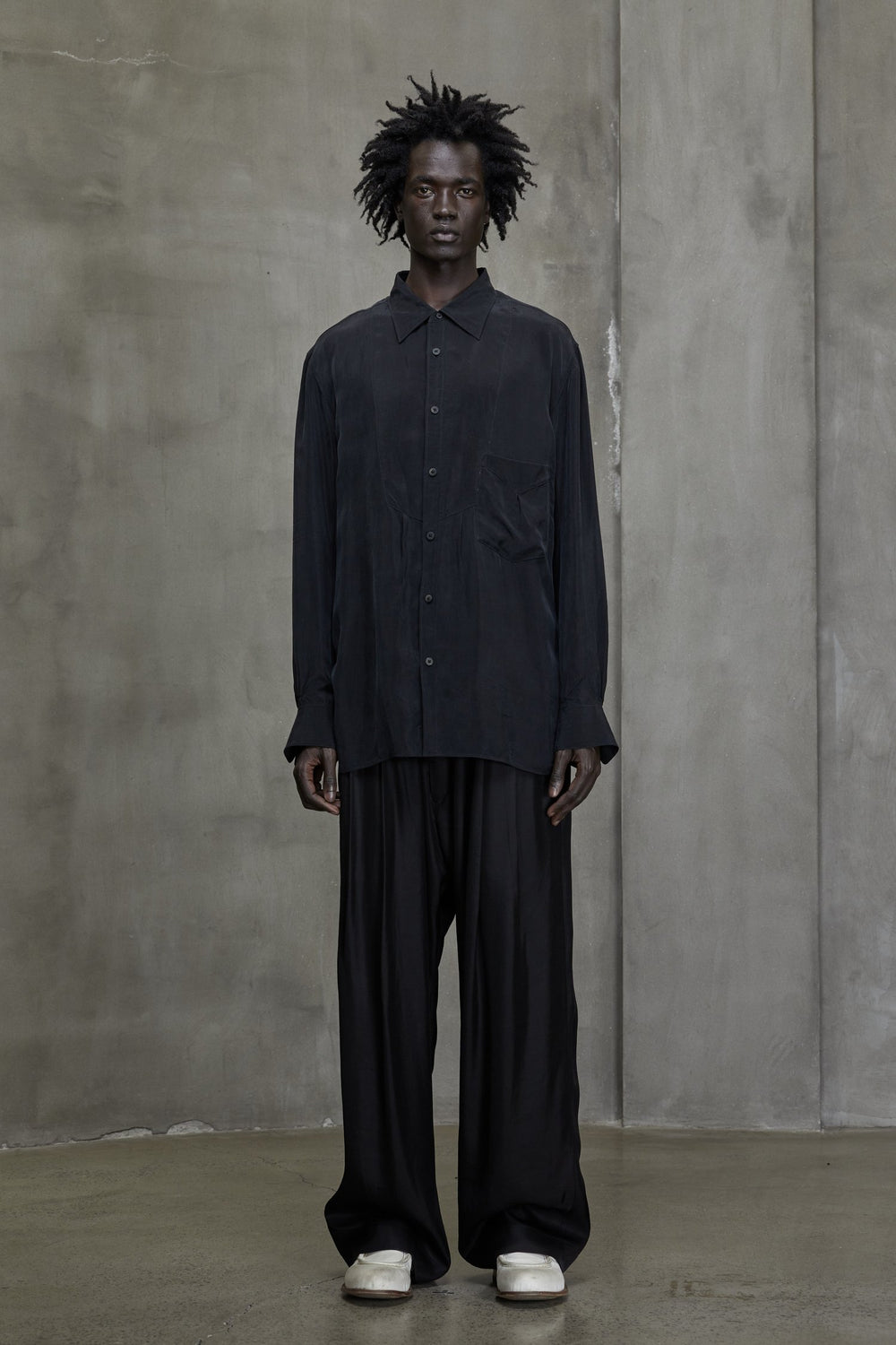 Symmetrical Front Piece Shirt Black