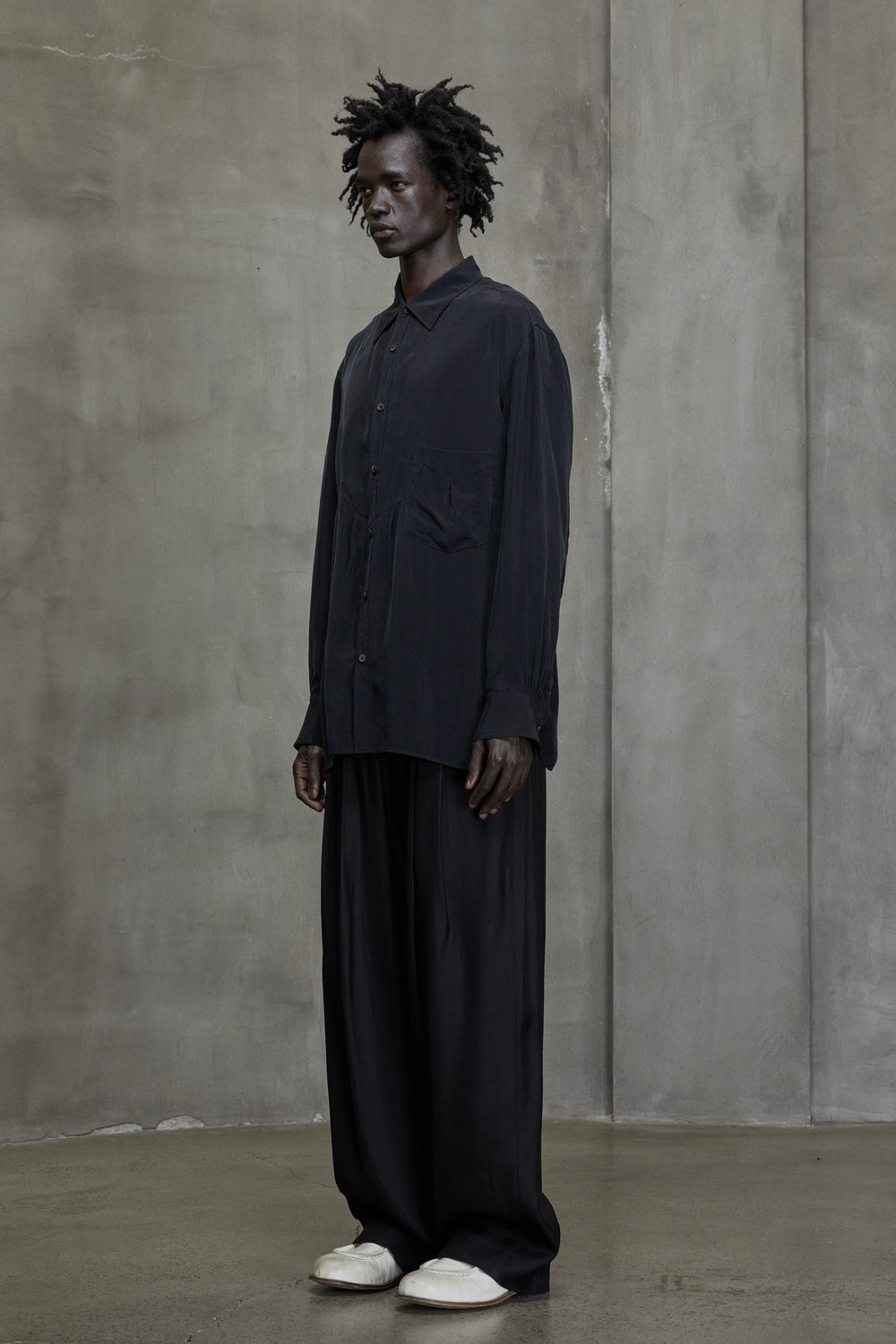 Symmetrical Front Piece Shirt Black
