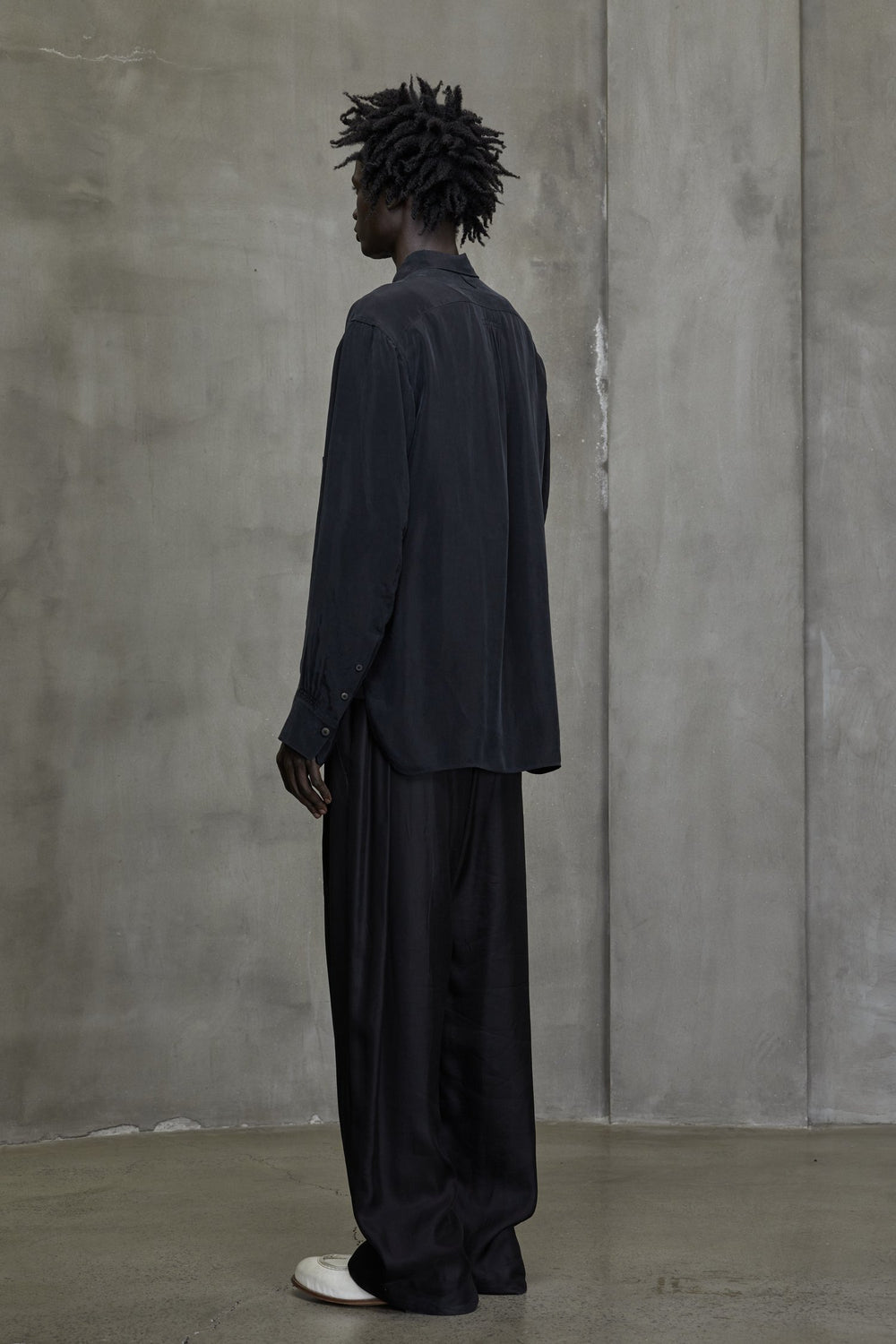 Symmetrical Front Piece Shirt Black