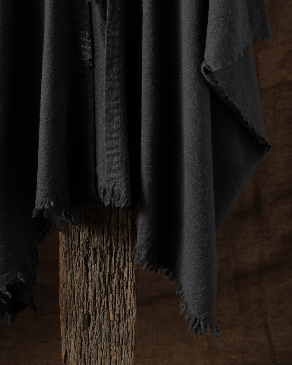 1820 Long Pucco Wrap VT Cashmere Old Black