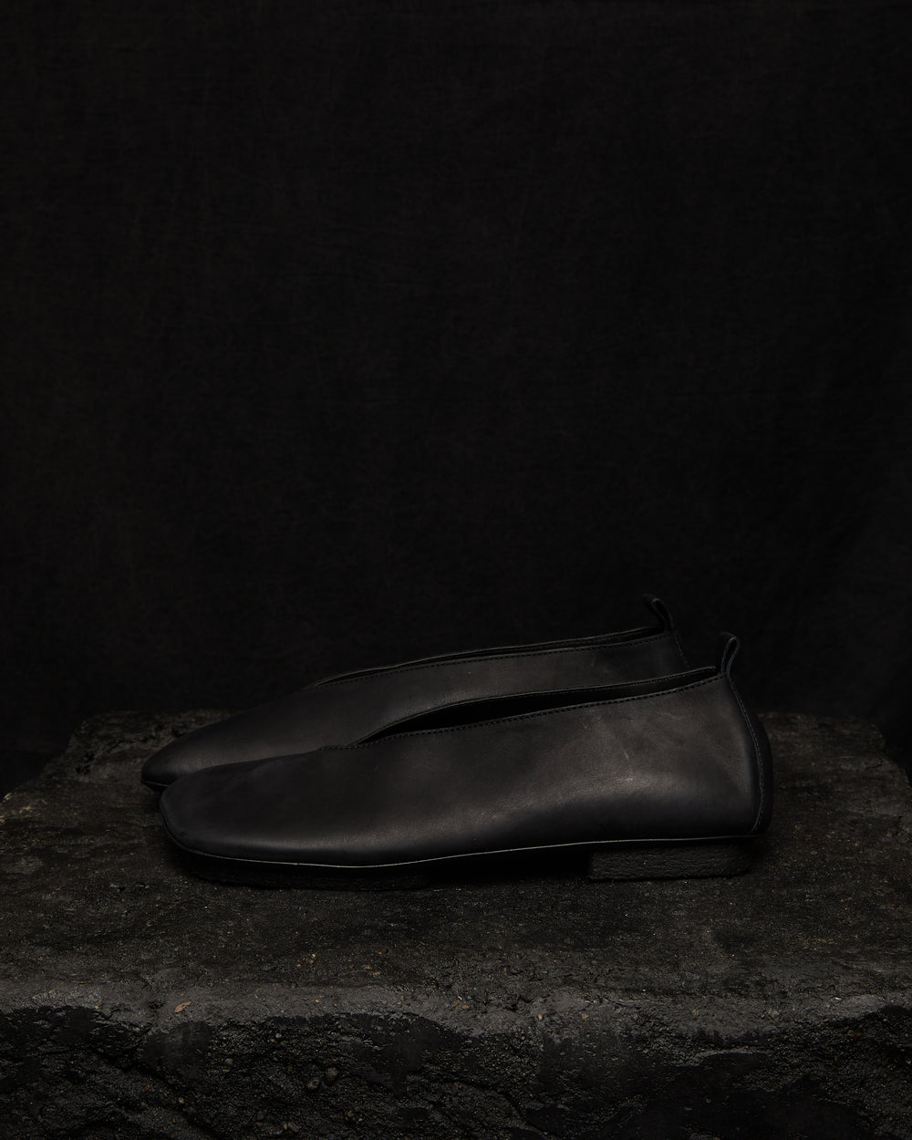 Stone Shoes Black