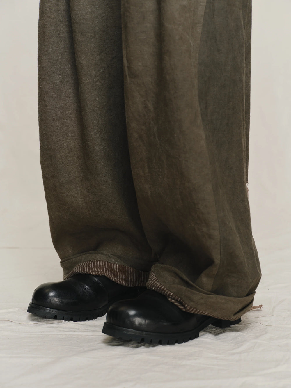 Rolled Up Wide Leg Trousers