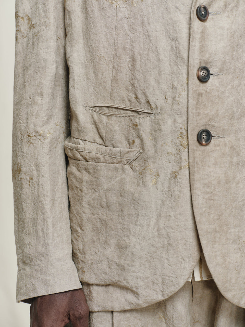 Gold Leaf Notch Collar Three Button Blazer