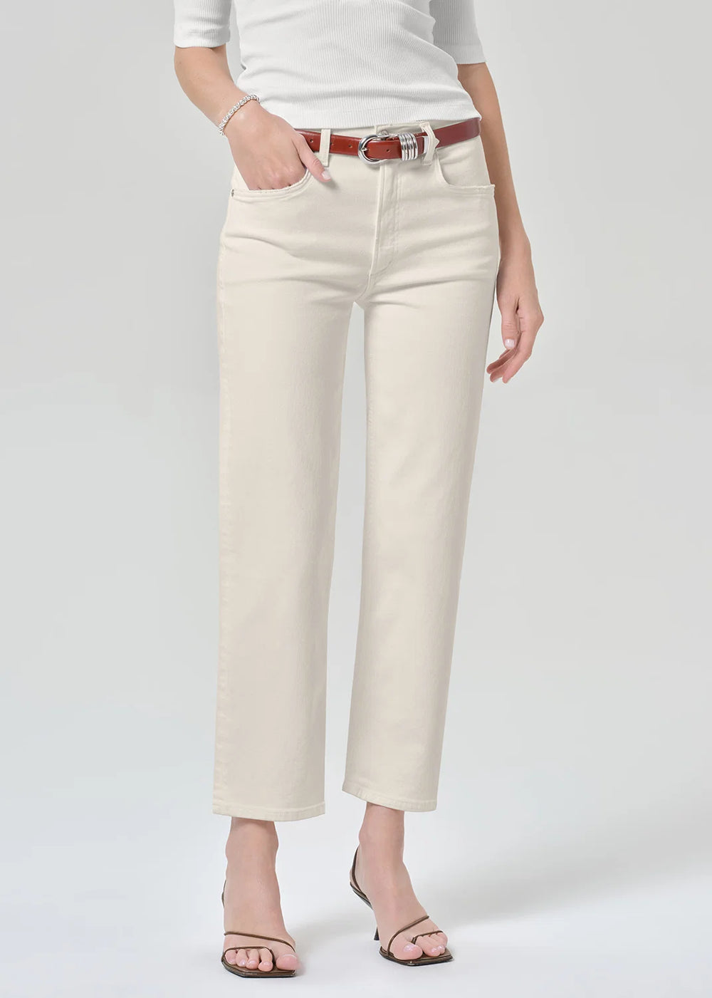 Palma Straight in Almond