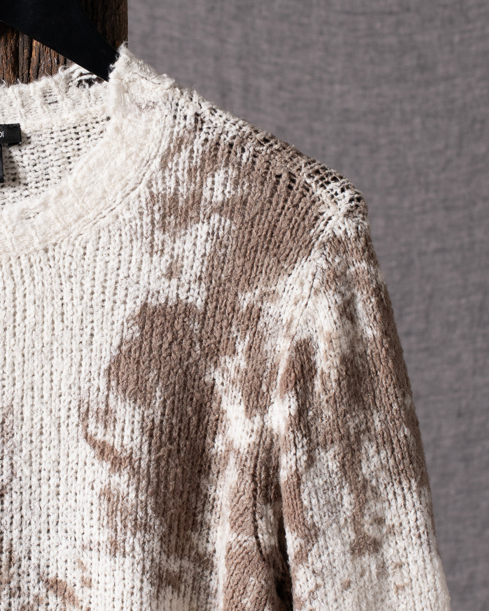 Man Round Neck Brushed Cotton Pullover Taupe