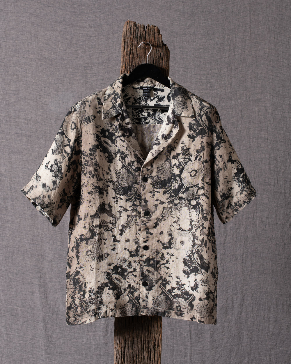 Man Rug Printed Short Sleeves Linen Shirt Taupe
