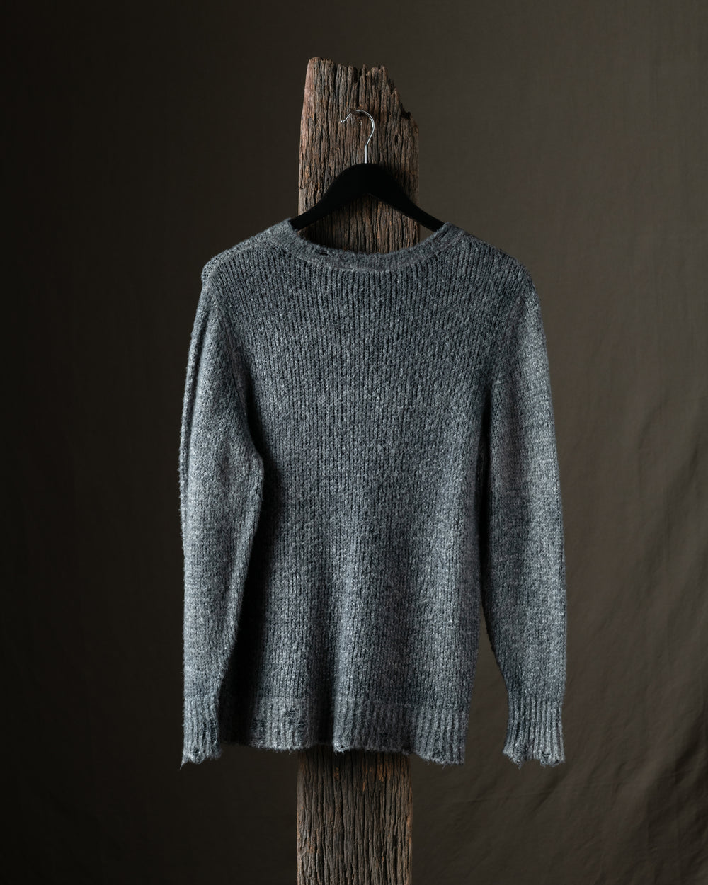 Man Hand Painted Cotton Pullover w/ Destroyed Edges Fango