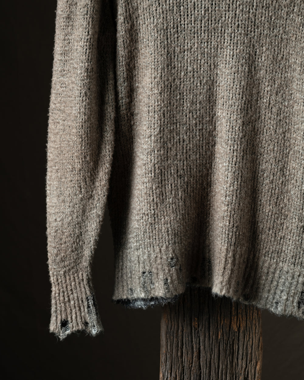 Man Hand Painted Cotton Pullover w/ Destroyed Edges N/Taupe
