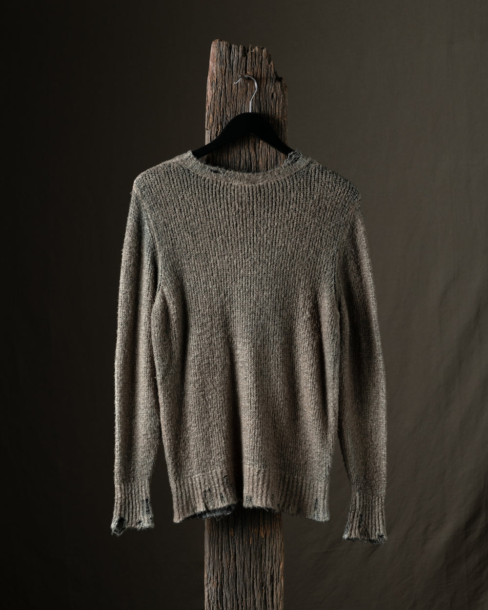 Man Hand Painted Cotton Pullover w/ Destroyed Edges N/Taupe
