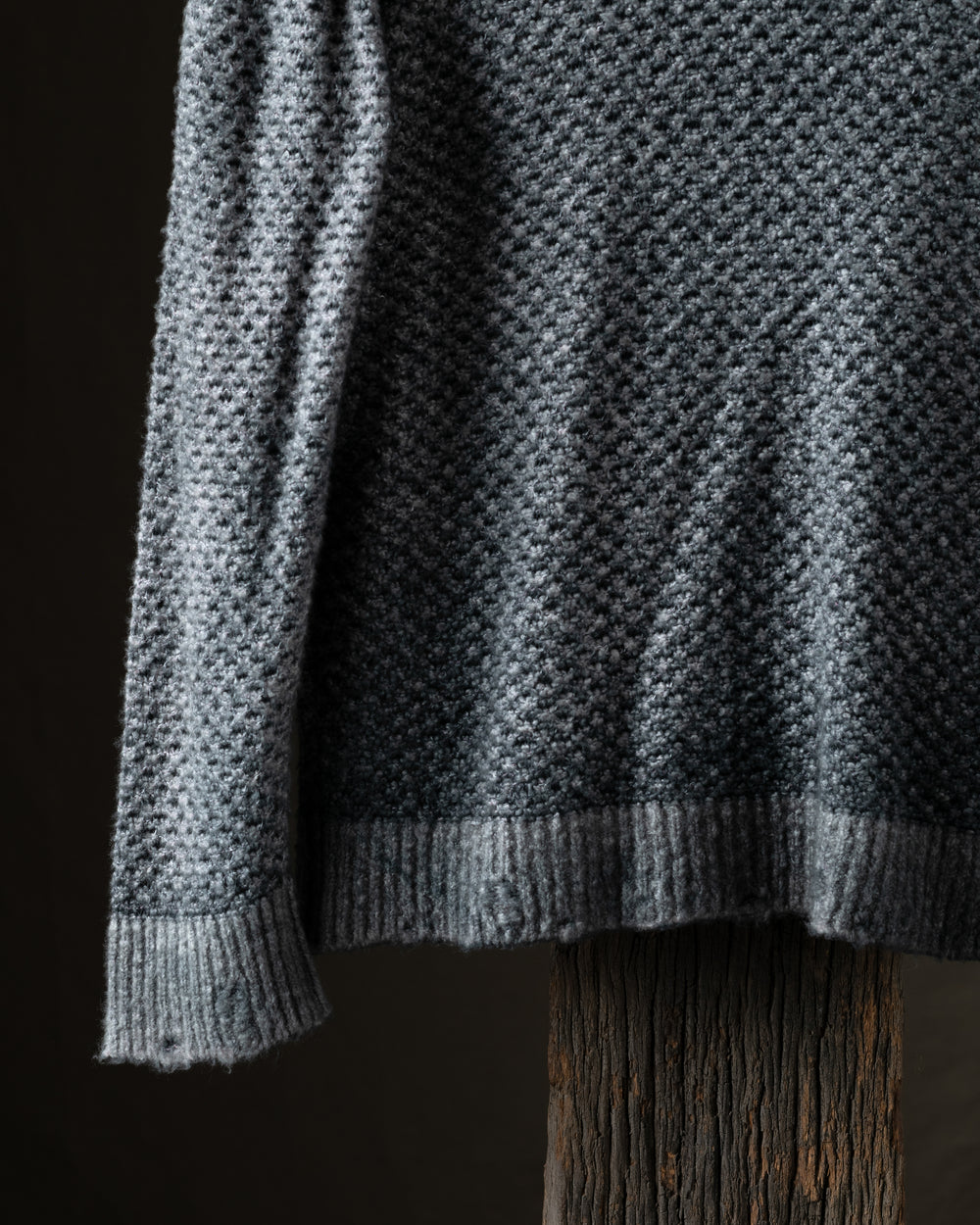Man Hand Painted Cotton Pullover w/ Destroyed Edges Fango