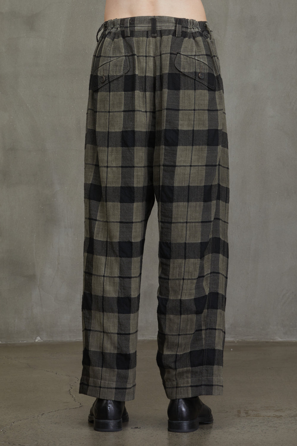 Plaid Tapered Trousers