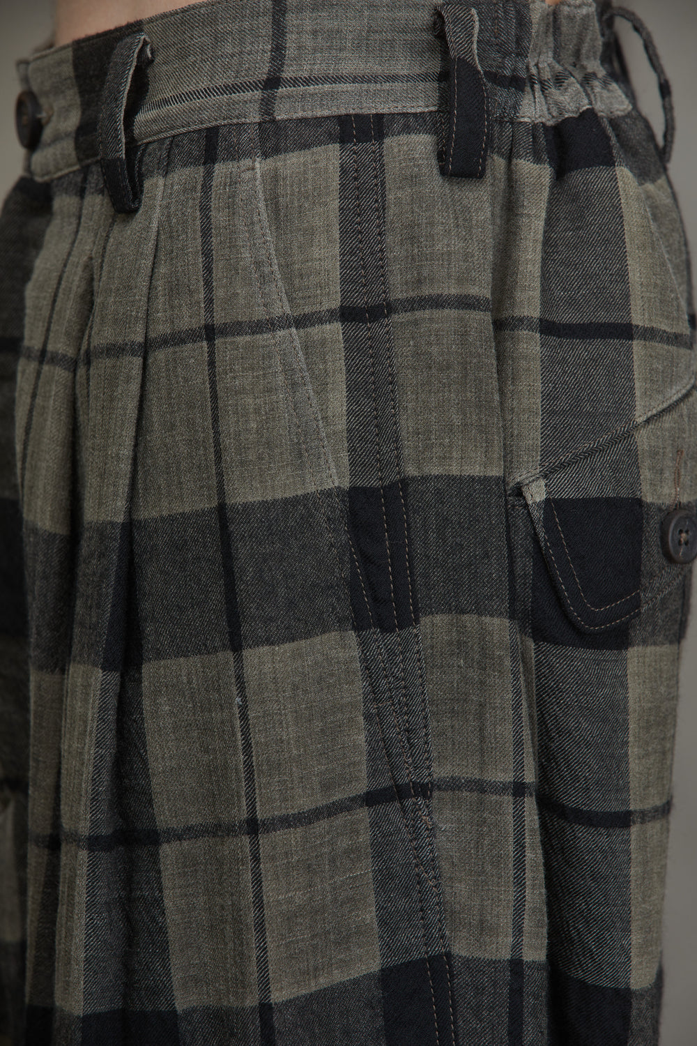 Plaid Tapered Trousers