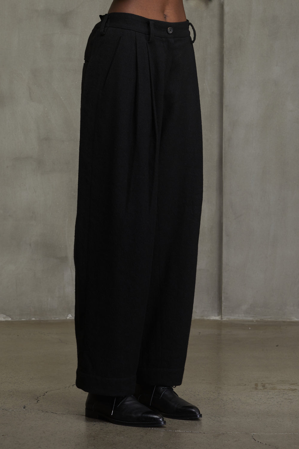 Pleated Trousers Black