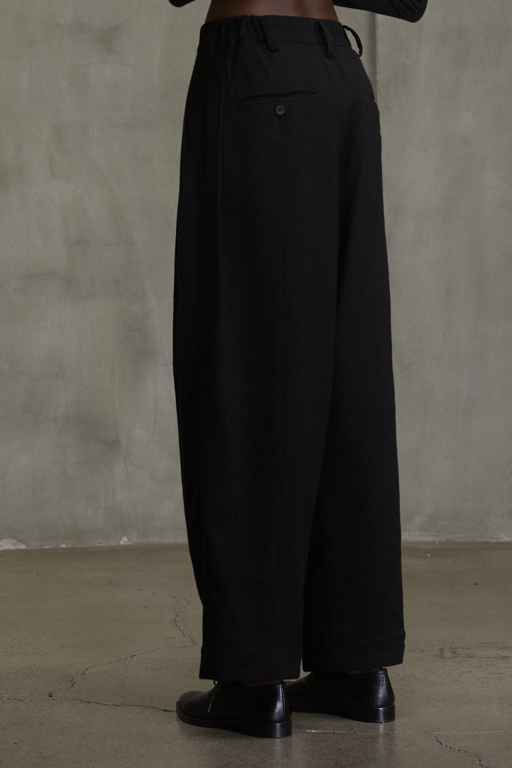 Pleated Trousers Black