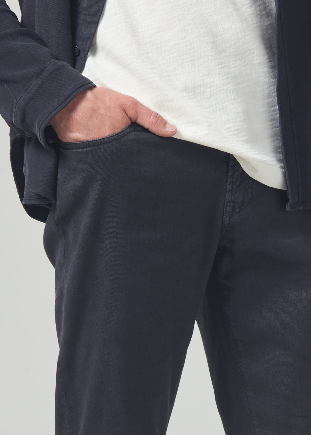Gage Classic Straight in Washed Black