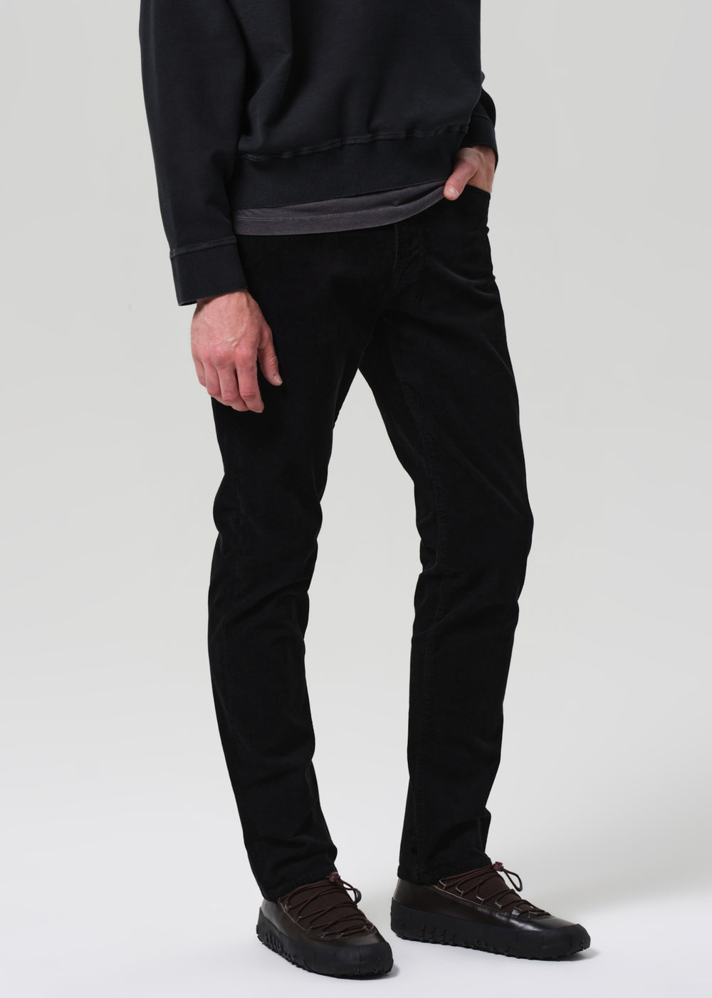 Gage in Corduroy Black