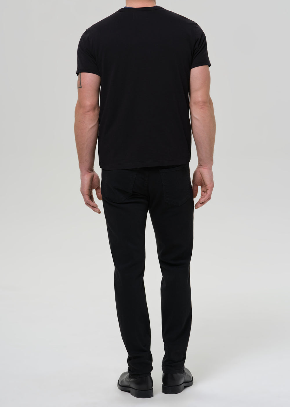 Adler Classic Slim in Worn Black