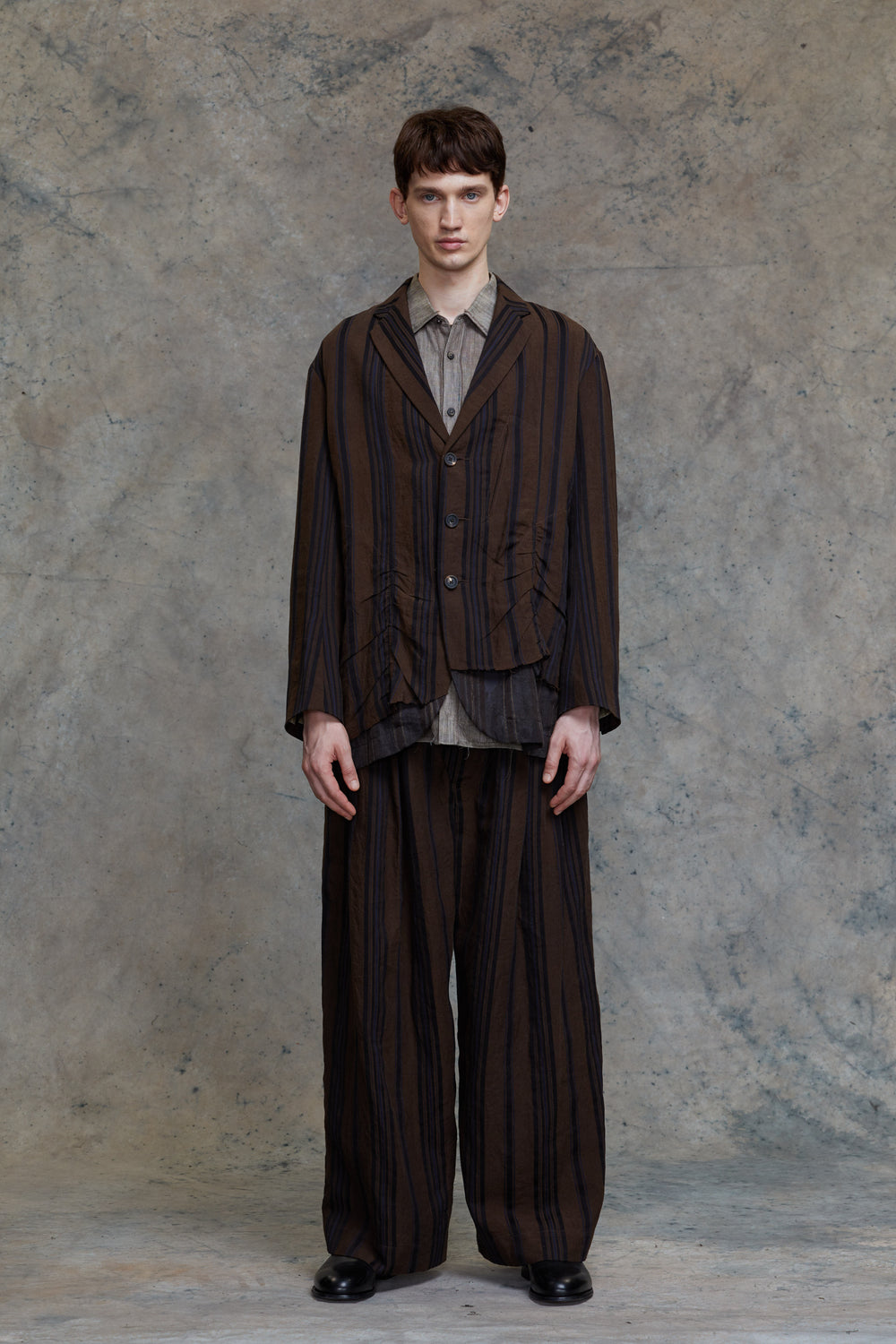 Layered Double Seam 3 Button Blazer