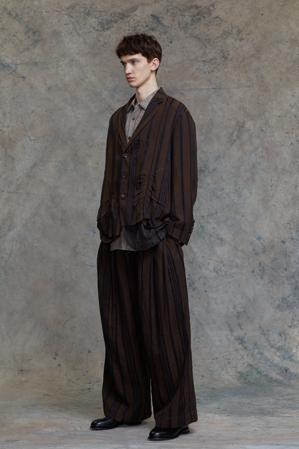 Layered Double Seam 3 Button Blazer