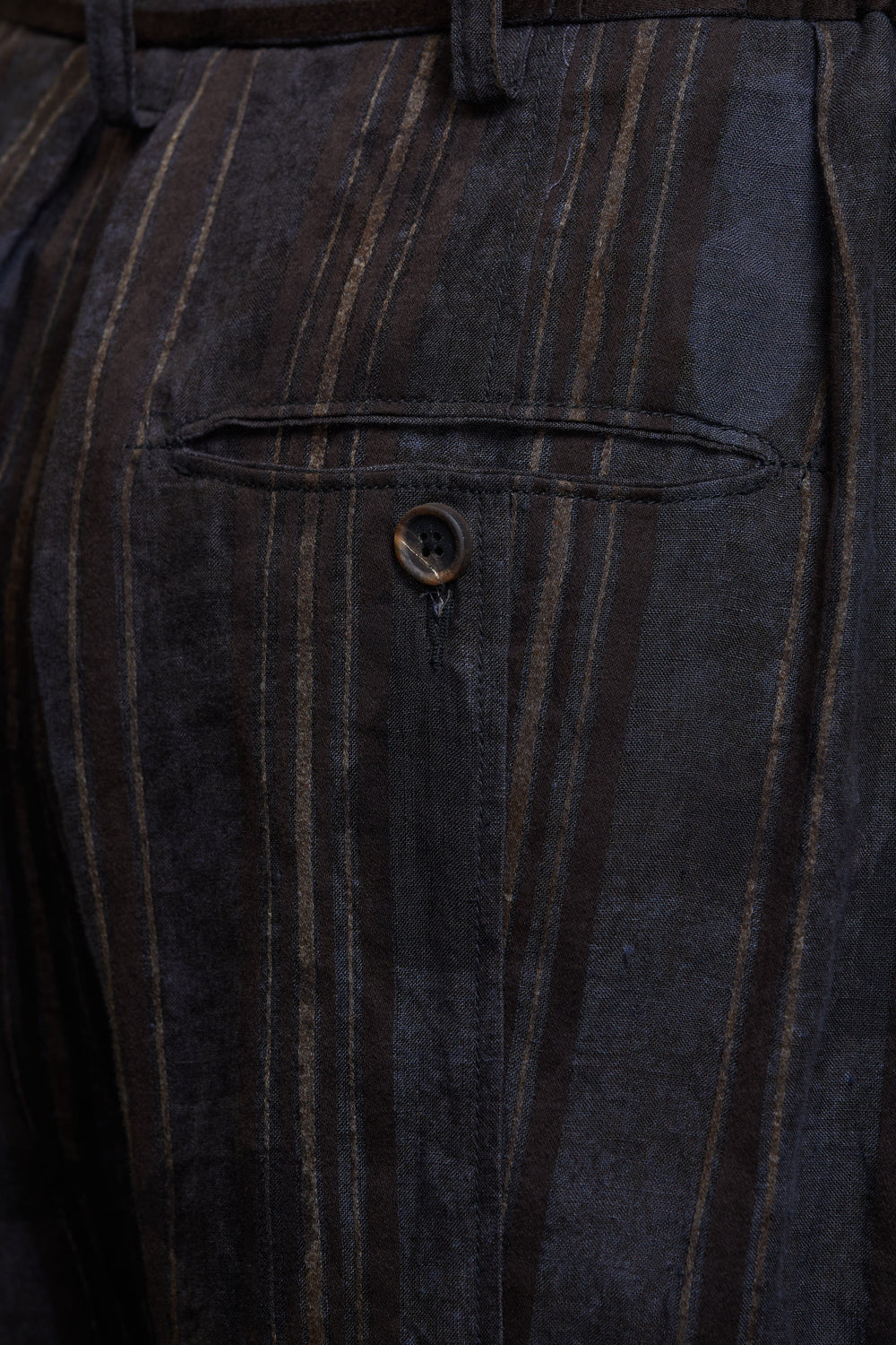 Front Pleats Tapered Long Trousers