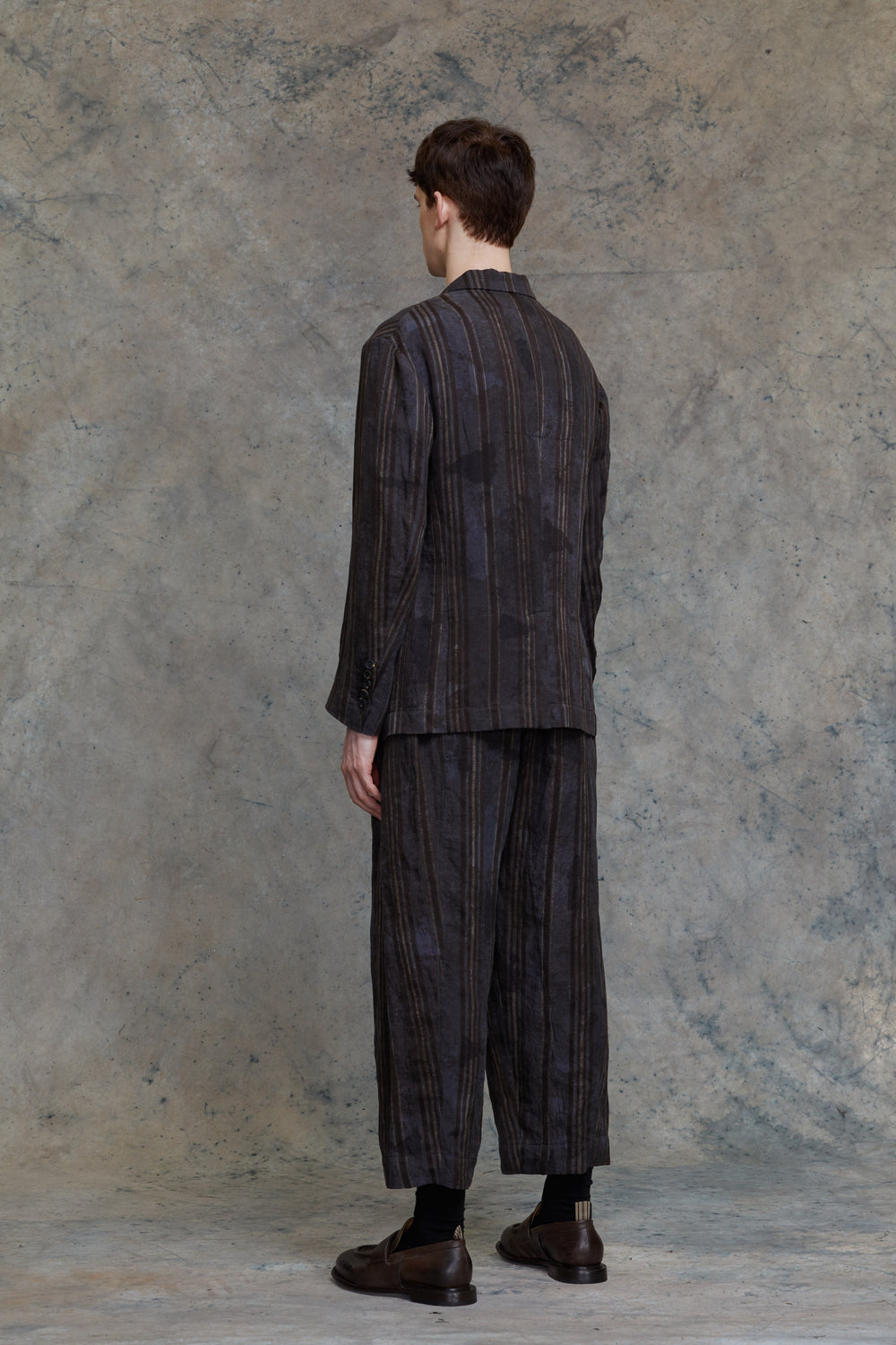 Asymmetrical Wrinkled Blazer