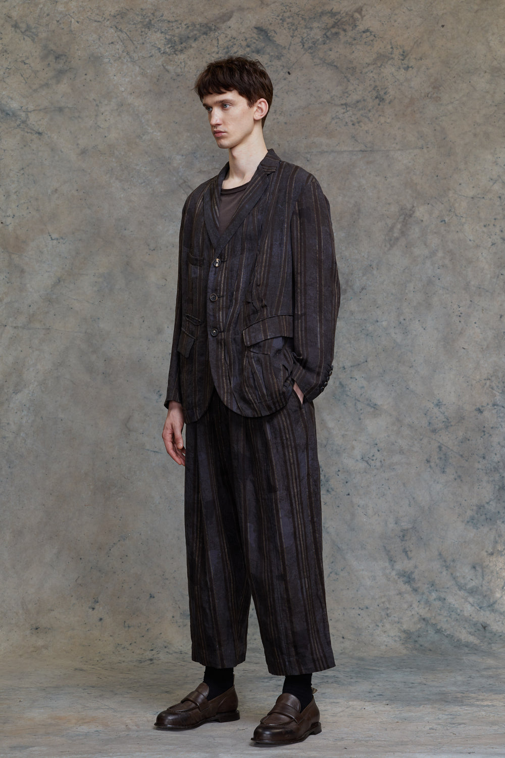 Asymmetrical Wrinkled Blazer