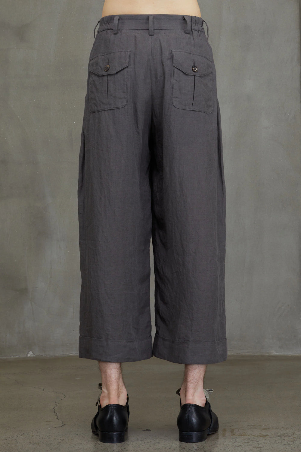 Cropped Trousers Grey