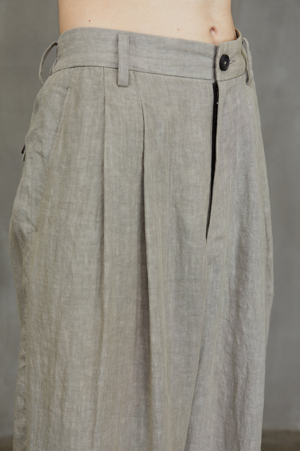 Front Pleats Wide Leg Trousers Dirty White