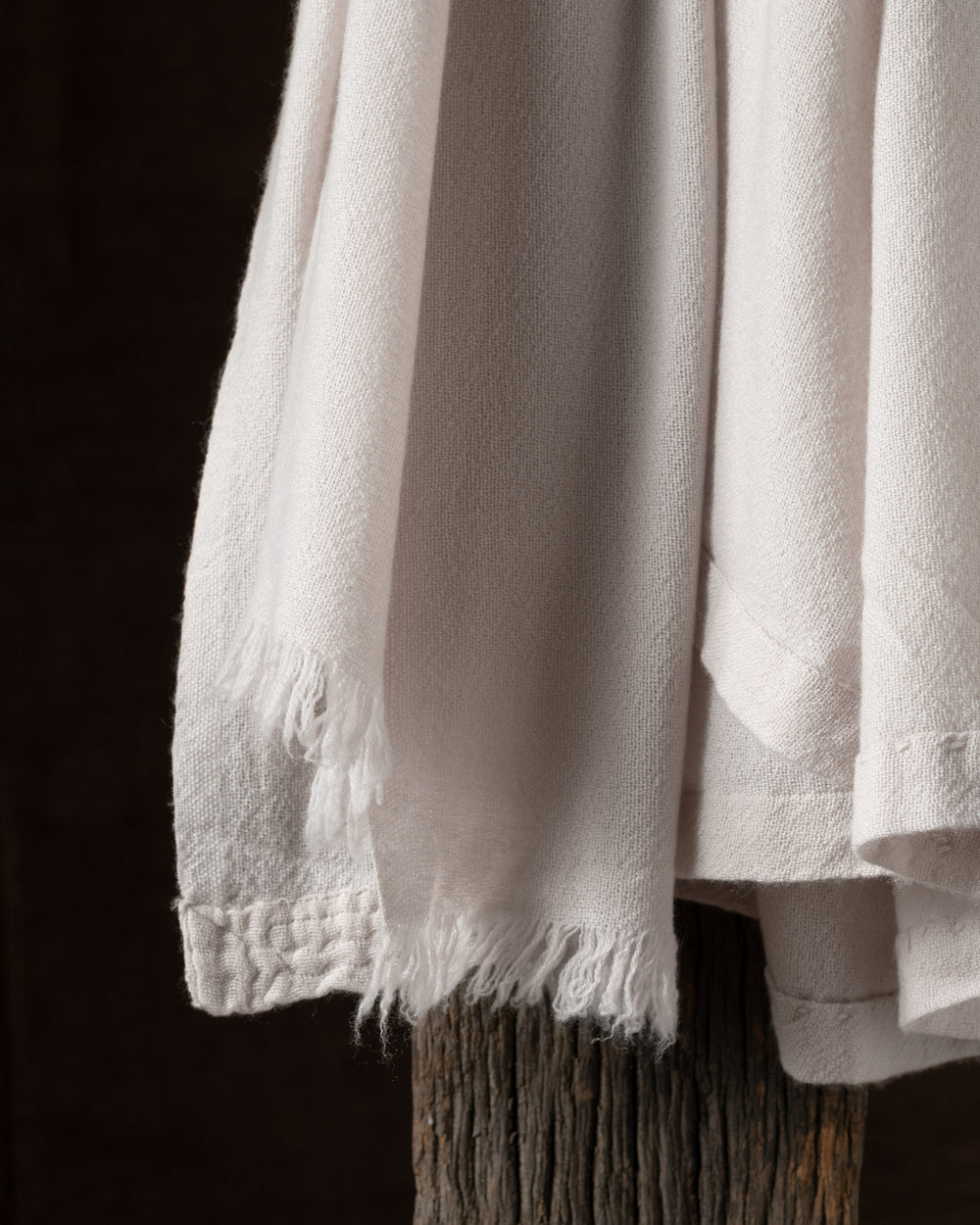 710 Simple Large Cashmere Throw Sand