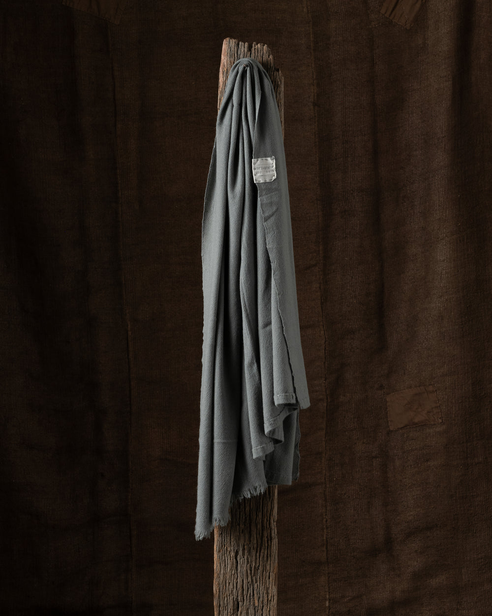 710 Simple Large Cashmere Throw Slate