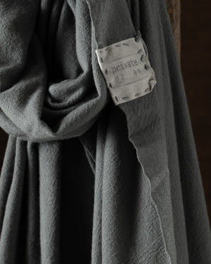 710 Simple Large Cashmere Throw Slate