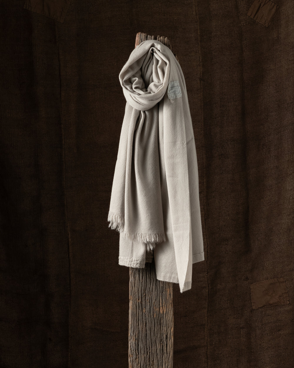 710 Simple Large Cashmere Throw Greige