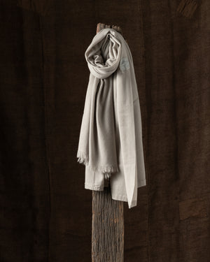 710 Simple Large Cashmere Throw Greige