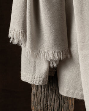 710 Simple Large Cashmere Throw Greige