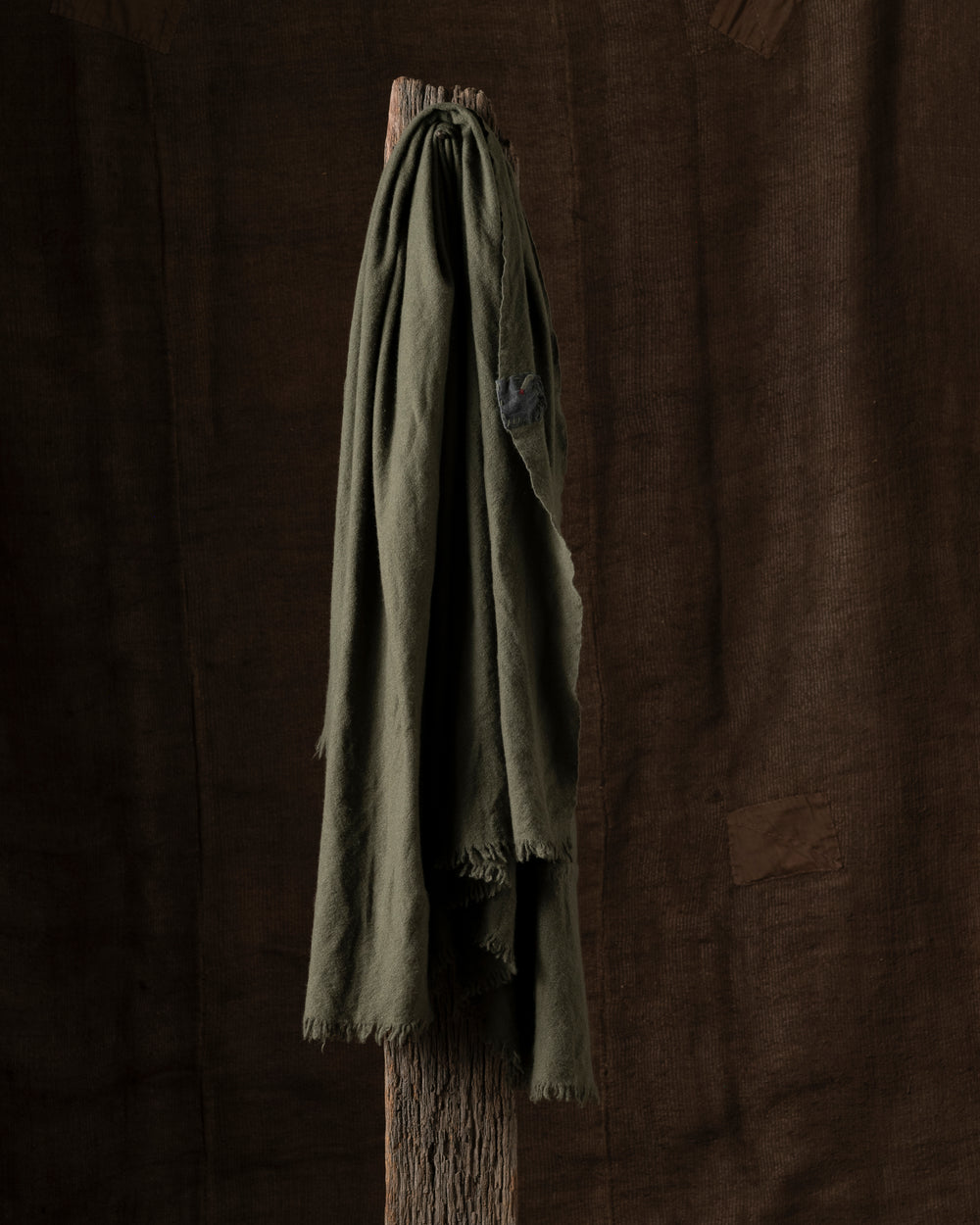 720 Simple Med VT Cashmere Throw Olivio