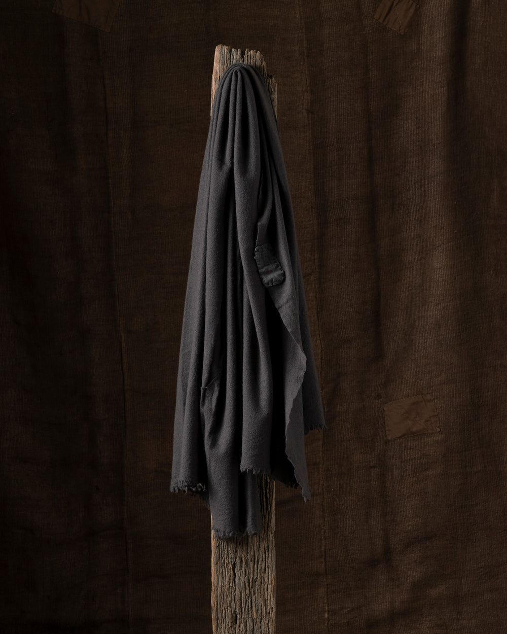720 Simple Med VT Cashmere Throw Mole