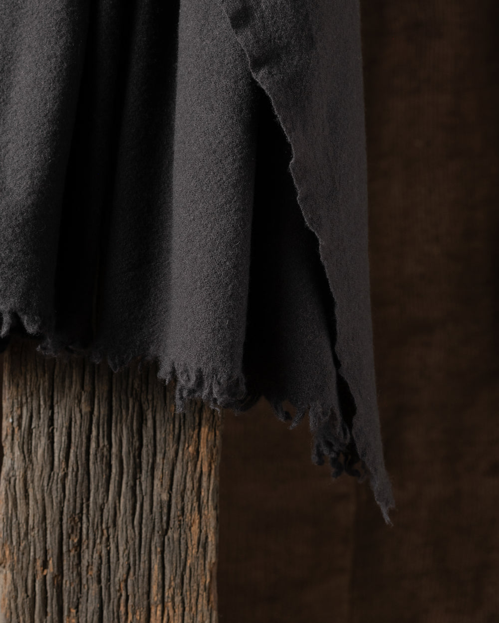 720 Simple Med VT Cashmere Throw Mole