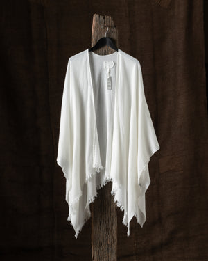 810 Pucho Wrap Slow Cashmere White O/S