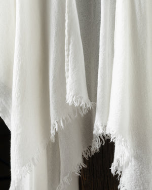 810 Pucho Wrap Slow Cashmere White O/S
