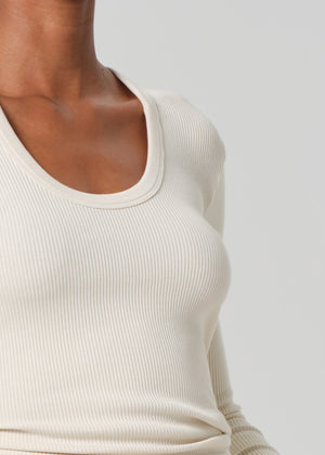 Mara U Neck Dune