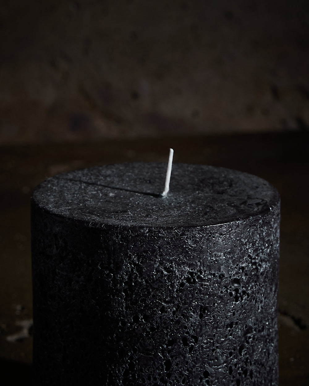 Textured Candle Black Small