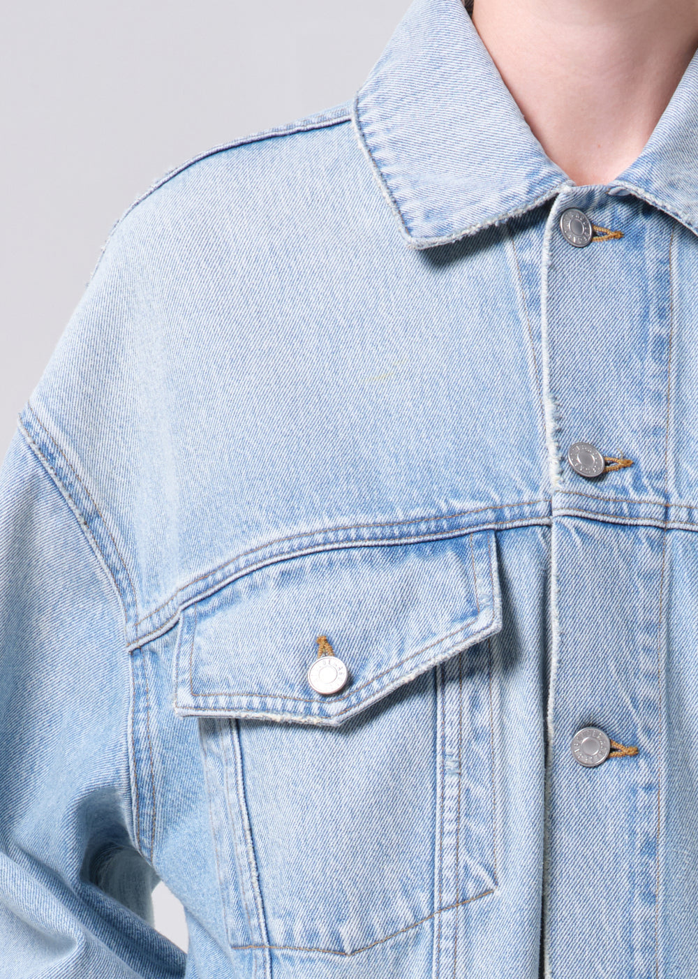 Evin Jacket Scroll