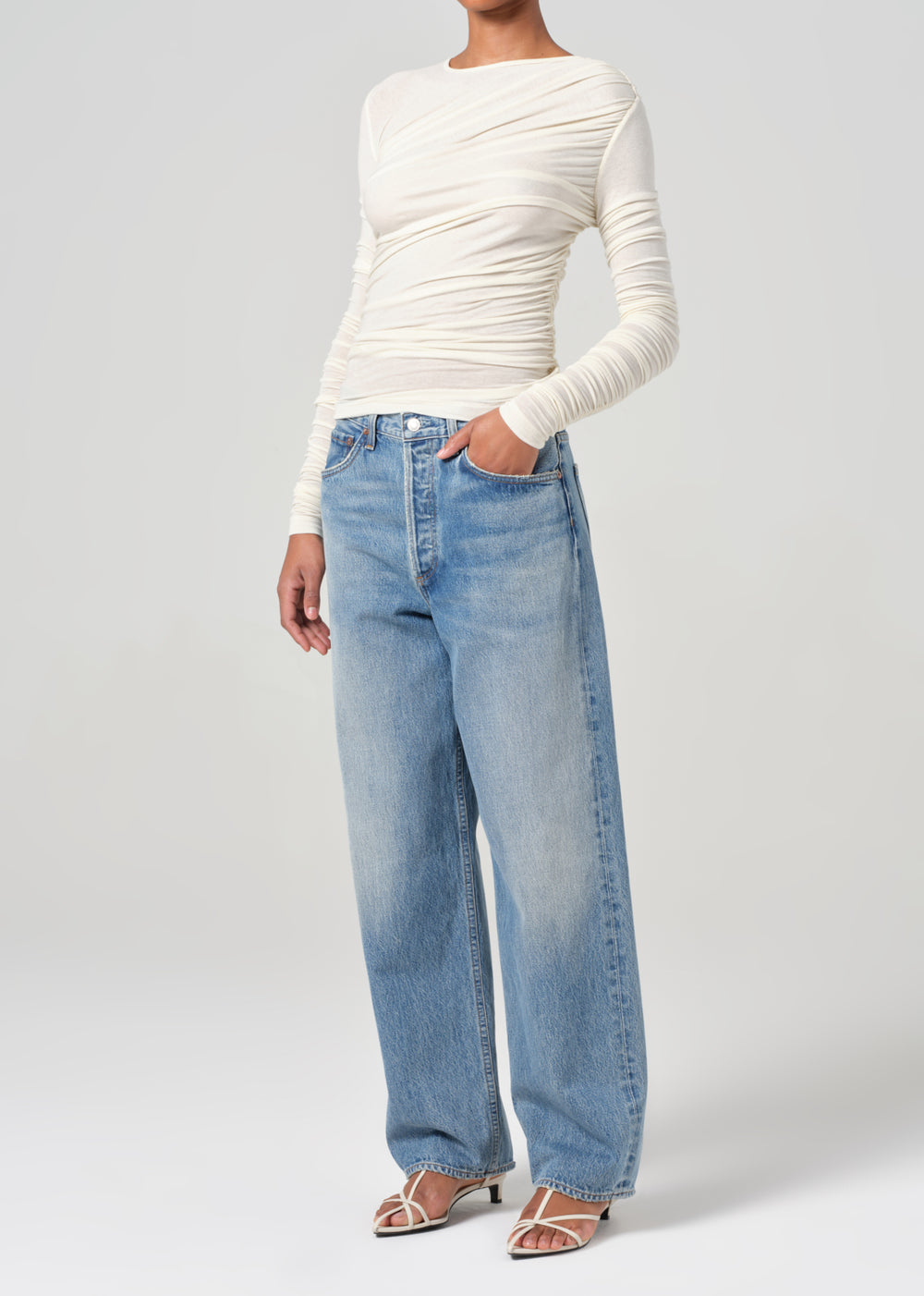 Tania Twist Tee Oat Milk