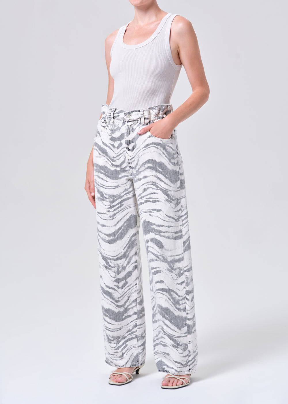 Poppy Tank Bone