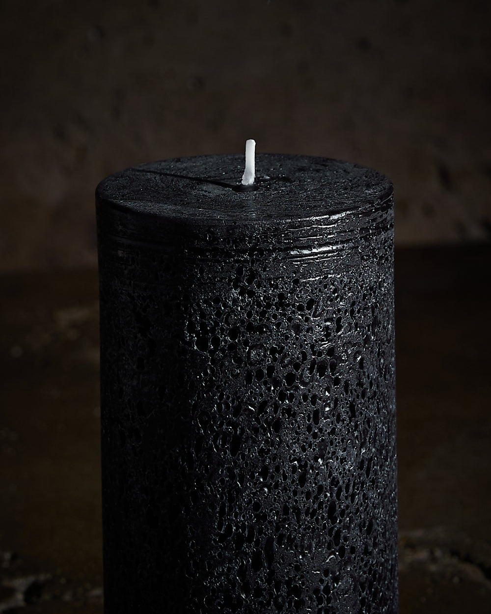 Textured Pillar Candles Black Medium